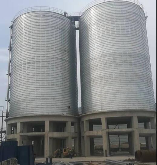 仁布镀锌卷板仓